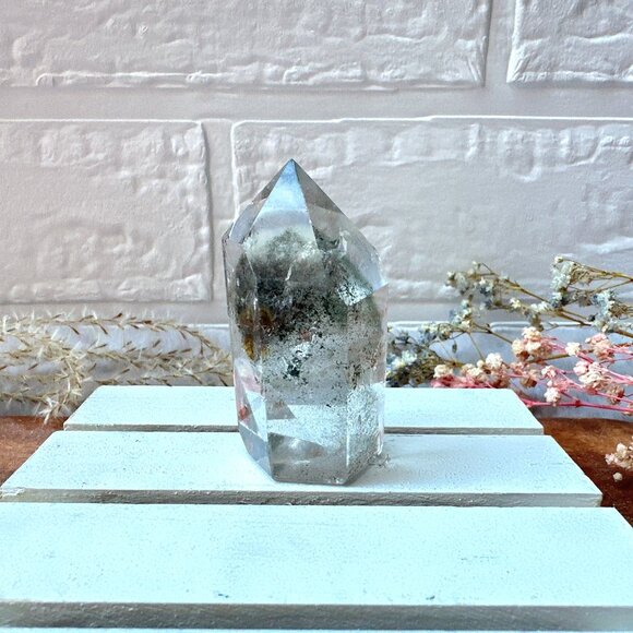 Gorgeous Small Garden Quartz Polished Point - Picture 9 of 10